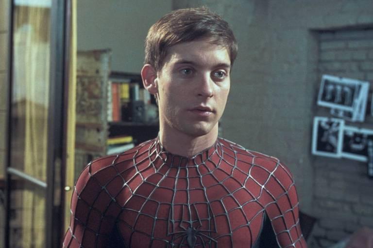 cena do filme Homem-Aranha 1